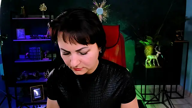 HelenBeler online show from December 2025 12:34:02 PM