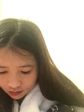 LiLy-0477 online show from September 2025 02:11:02 PM