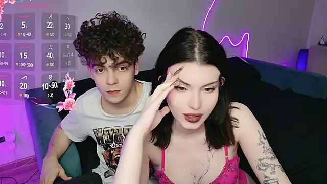 Alice18James online show from November 2025 05:15:02 PM