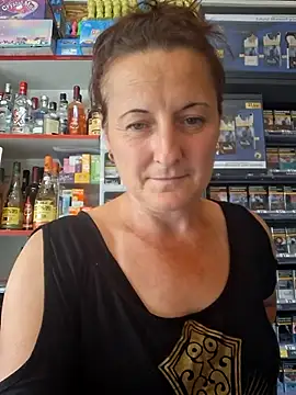 Fluturas2 online show from September 2025 09:20:01 AM