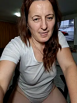 Fluturas2 online show from November 2025 07:59:02 PM