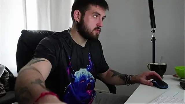 Mike Platano online show from October 2025 01:28:02 PM