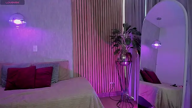 emma       online show from February 2026 08:52:01 PM