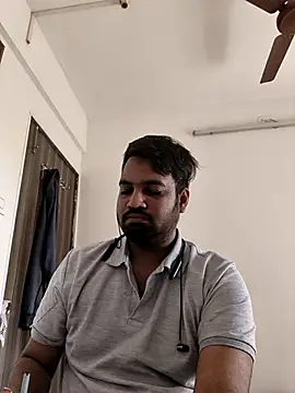 vinay smalldick online show from November 2025 04:00:01 AM