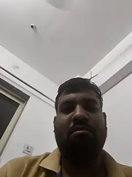 vinay smalldick online show from February 2026 04:04:02 PM