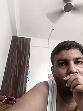 Snapshot of vinay_smalldick chatting on June 2026 08:06:01 AM vinay smalldick online show from June 2026 08:06:01 AM