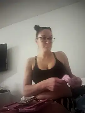 Snapshot of PrincessP8989 chatting on February 2026 09:43:01 AM PrincessP8989 online show from February 2026 09:43:01 AM