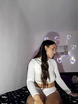 SweetViky online show from October 2025 08:01:01 AM