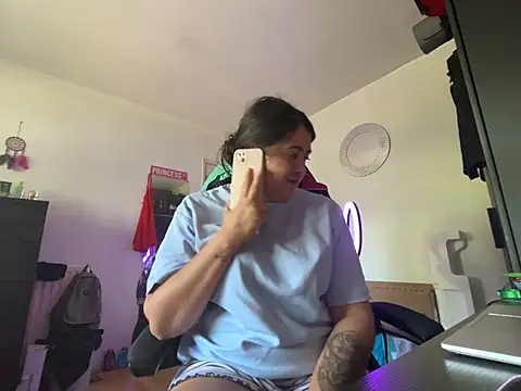 Prill940 online show from May 2026 08:22:02 AM