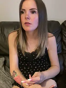 SexyLoLoUK online show from September 2025 09:51:01 PM