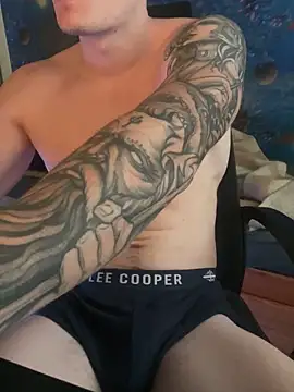 fronkie9384 online show from December 2025 10:20:02 AM