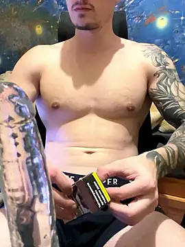 fronkie9384 online show from January 2026 08:14:01 PM