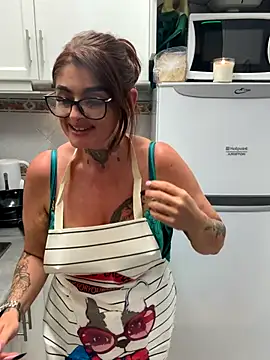 IrishmilfAnna online show from September 2025 08:34:02 PM