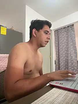 JoseShots69 online show from June 2026 04:53:01 PM