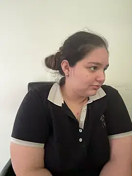 Snapshot of PortuPAWG chatting on February 2026 10:05:02 PM PortuPAWG online show from February 2026 10:05:02 PM