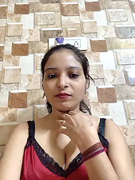 QUEEN-ADITI online show from December 2025 03:54:02 PM