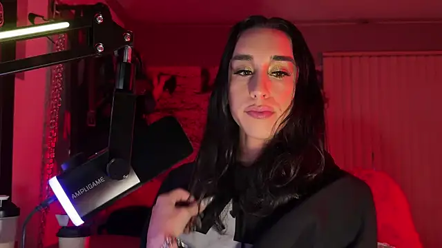 xoFrankie online show from April 2026 02:29:02 AM