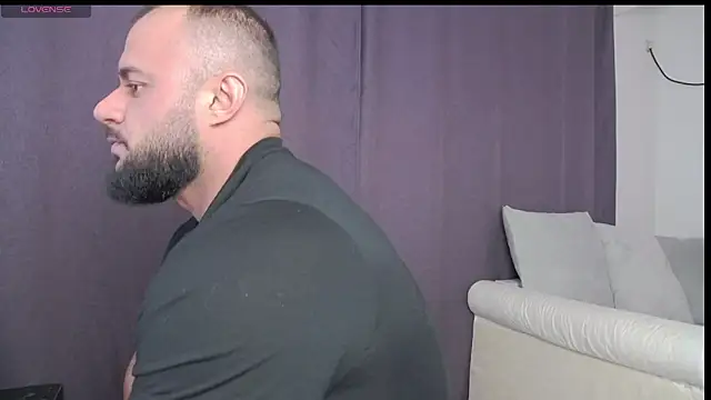 Snapshot of RickyMiami1 chatting on October 2025 01:31:02 PM RickyMiami1 online show from October 2025 01:31:02 PM