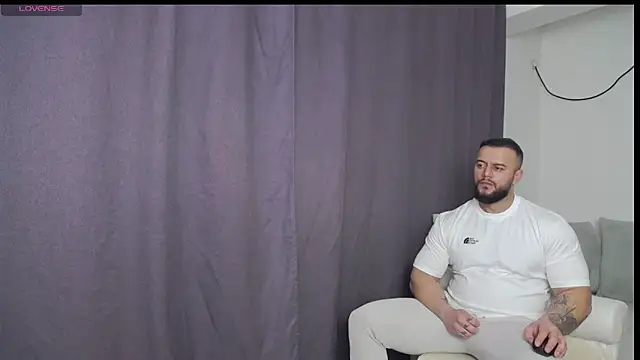 RickyMiami1 online show from February 2026 06:39:02 PM