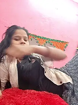 Snapshot of Sapna_thakurr chatting on November 2025 06:58:01 AM Sapna thakurr online show from November 2025 06:58:01 AM