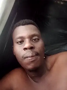 Snapshot of FANTASYROOM23 chatting on April 2026 11:44:01 AM FANTASYROOM23 online show from April 2026 11:44:01 AM