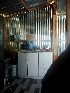 Snapshot of FANTASYROOM23 chatting on April 2026 10:38:02 AM FANTASYROOM23 online show from April 2026 10:38:02 AM