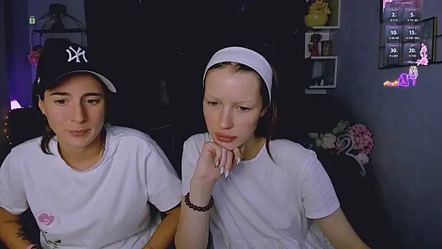 khloebeauty online show from September 2025 07:14:02 PM