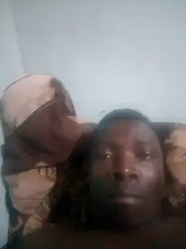 Mrhugeblack online show from October 2025 11:15:01 PM