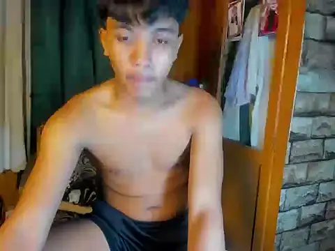 Snapshot of chris_hot_asian_loverboy chatting on July 2026 04:32:02 PM chris hot asian loverboy online show from July 2026 04:32:02 PM