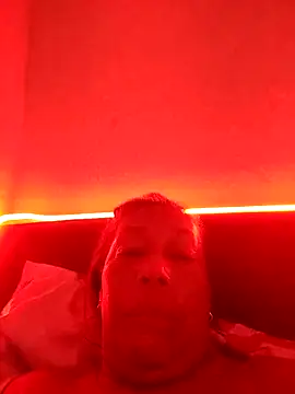 Naomi-Mature online show from April 2026 08:00:02 AM