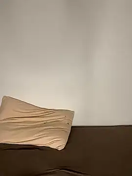 erokami36 online show from November 2025 02:18:02 PM