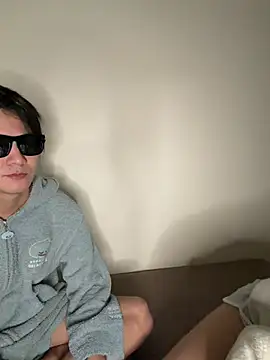 erokami36 online show from February 2026 05:49:02 PM