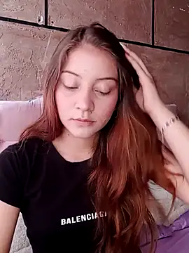 Samanthaa  1 online show from October 2025 03:55:01 PM
