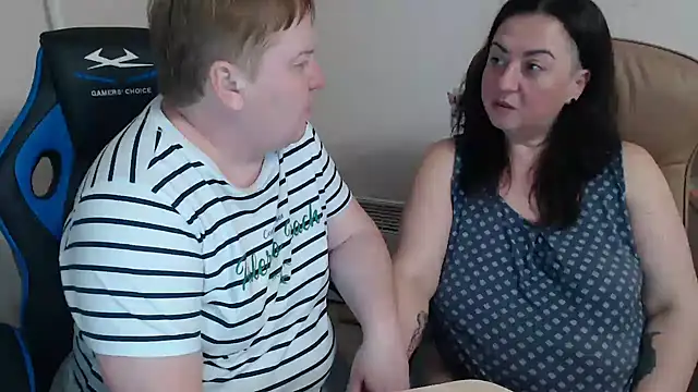 Bertie Adeline online show from November 2025 09:25:02 PM