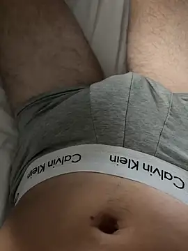 whagseu12 online show from September 2025 02:50:02 PM