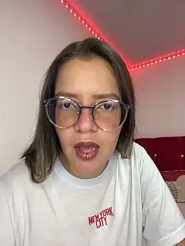 Allison Bailey online show from October 2025 08:49:02 PM