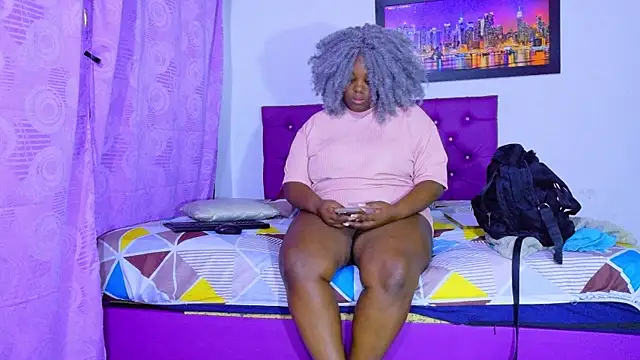 Snapshot of ebony_NeighborMoans chatting on July 2026 03:11:01 AM ebony NeighborMoans online show from July 2026 03:11:01 AM