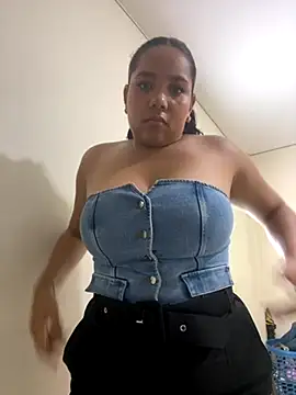 Snapshot of Heerlin- chatting on September 2025 07:52:02 AM Heerlin- online show from September 2025 07:52:02 AM