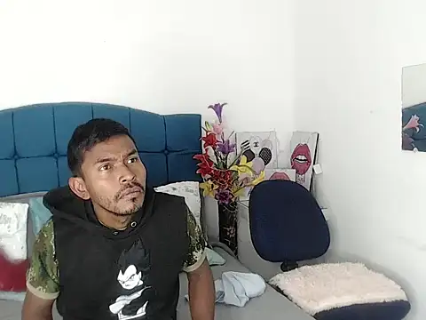 Adam Morgan2 online show from November 2025 04:02:02 AM