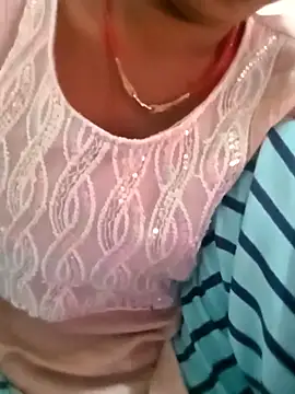 Snapshot of Sapna-Yadav chatting on September 2025 10:07:02 AM Sapna-Yadav online show from September 2025 10:07:02 AM