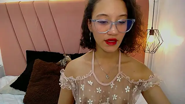 miss m1a online show from September 2025 12:49:01 AM
