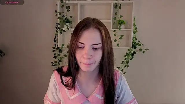 Jennie Hunter online show from November 2025 09:24:01 AM