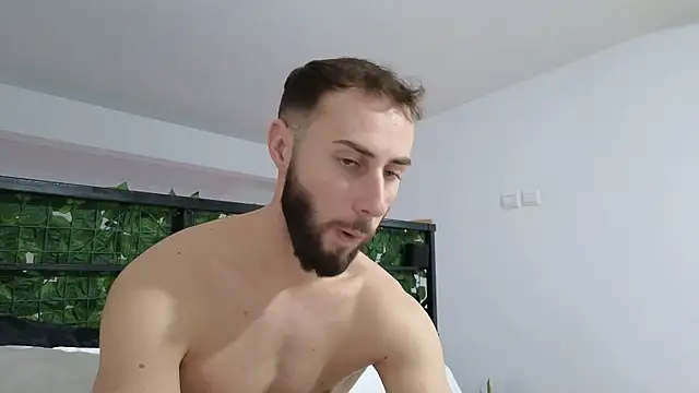 RyanStorm  online show from December 2025 01:37:02 PM