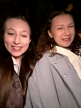 FroggyAnna online show from November 2025 05:14:01 PM