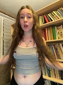 FroggyAnna online show from April 2026 06:41:01 PM