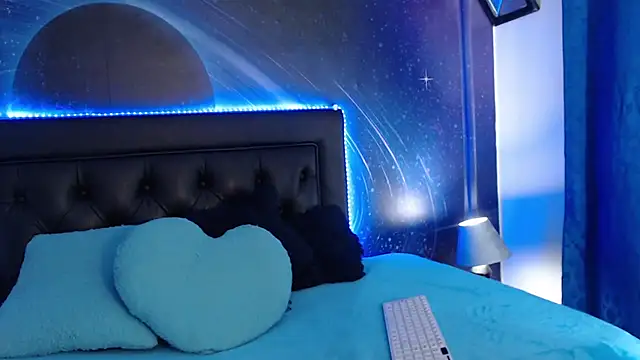 Snapshot of tiinaa_jouns chatting on November 2025 02:55:02 AM tiinaa jouns online show from November 2025 02:55:02 AM