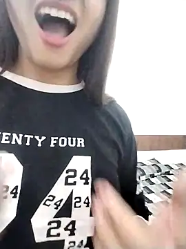 Sexy vernilla online show from September 2025 07:39:01 PM