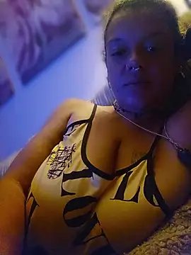 Snapshot of GoddessChantelle chatting on June 2026 10:45:02 PM GoddessChantelle online show from June 2026 10:45:02 PM