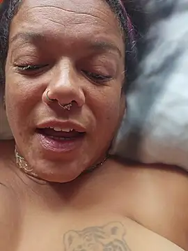 Snapshot of GoddessChantelle chatting on June 2026 10:15:01 AM GoddessChantelle online show from June 2026 10:15:01 AM