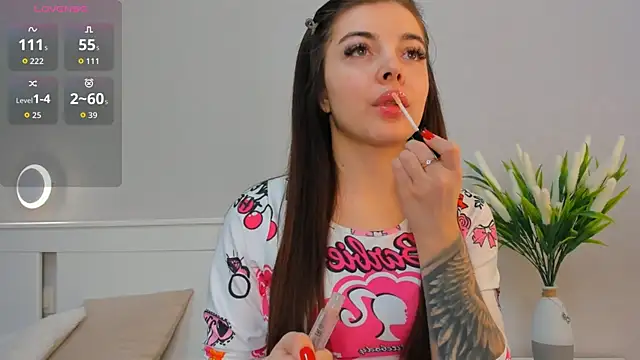 AuroraVice online show from November 2025 06:24:02 AM